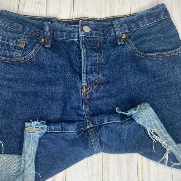 Levi’s 501 Dark Wash Button Fly Jean Shorts Sz 24 - Picture 4 of 6